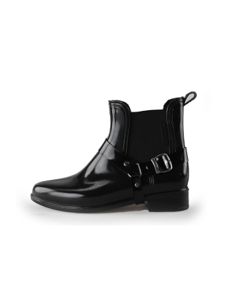 Chelsea boots