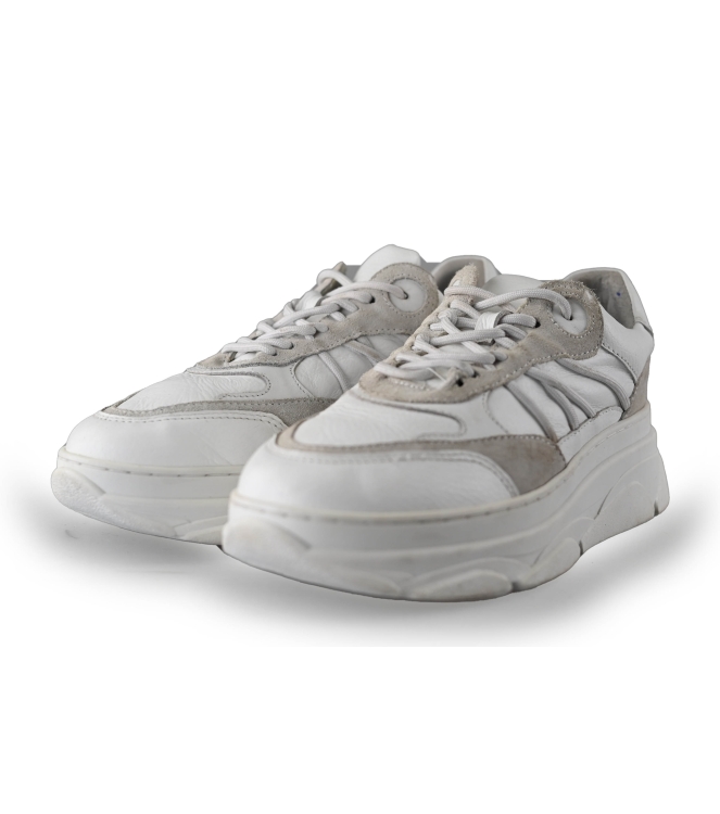Omoda Sneakers