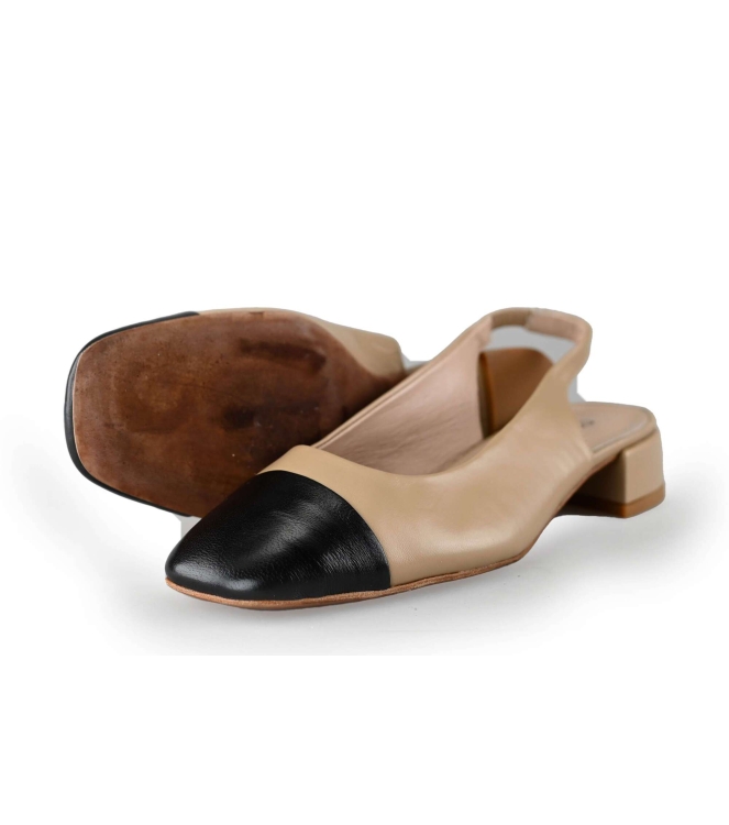 Odare Slingbacks
