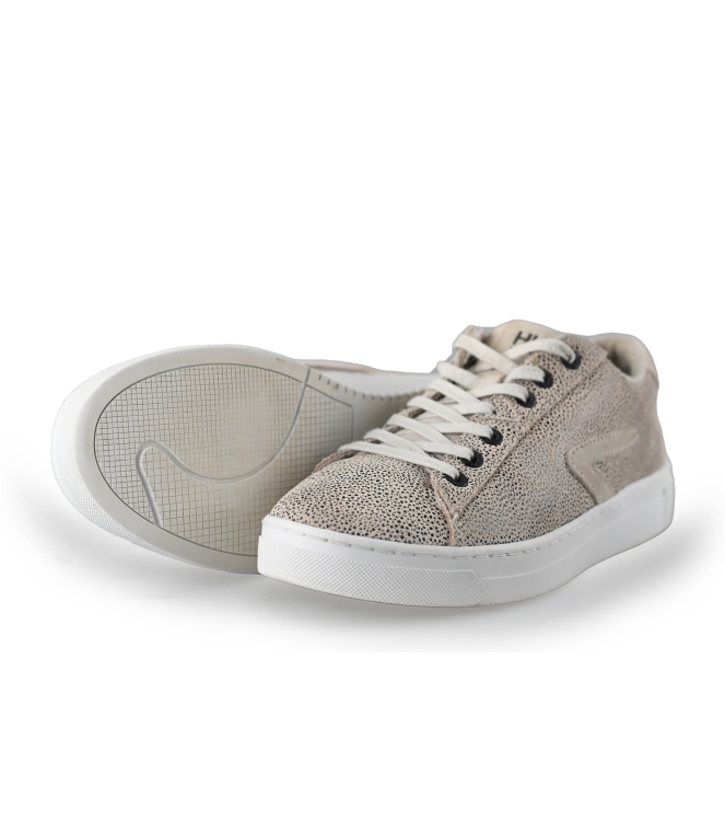 Hub Sneakers
