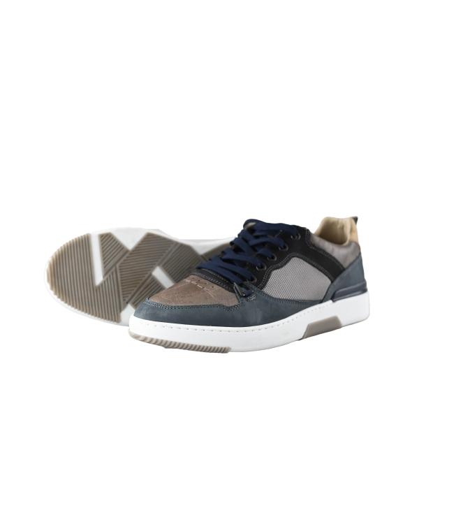 Sub55 Sneakers