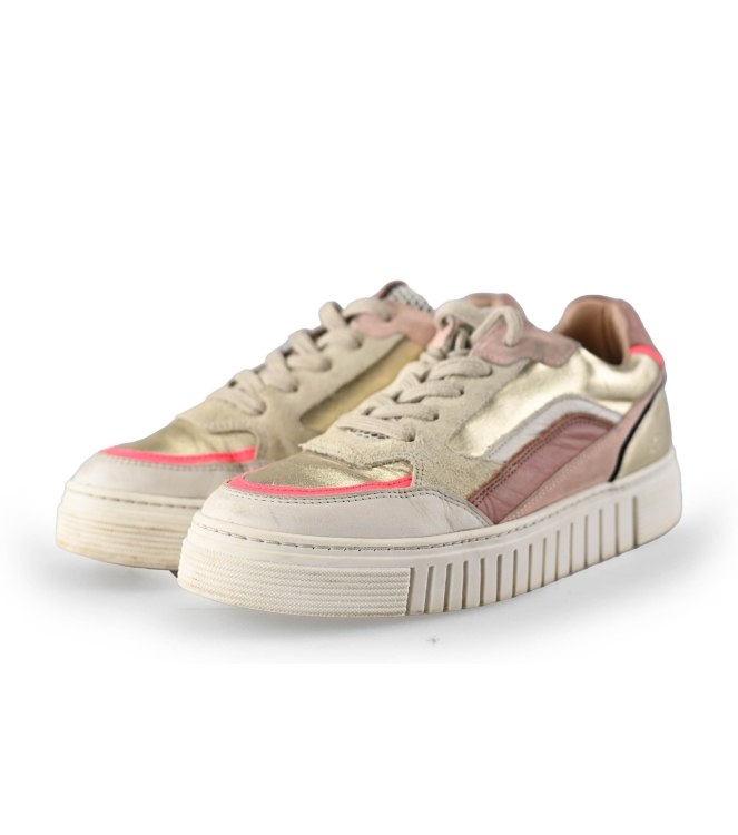 AQA Sneakers