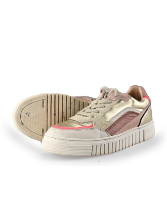 AQA Sneakers