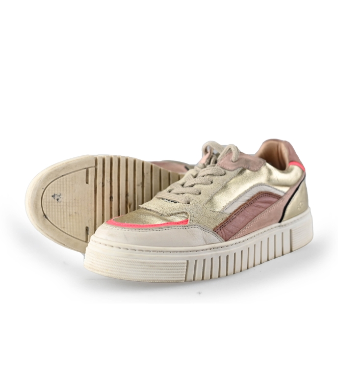 AQA Sneakers