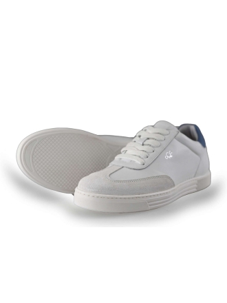 AQA Sneakers