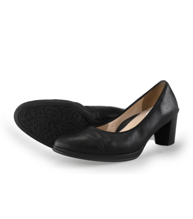 Ara Pumps