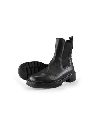 Tamaris Chelsea boots