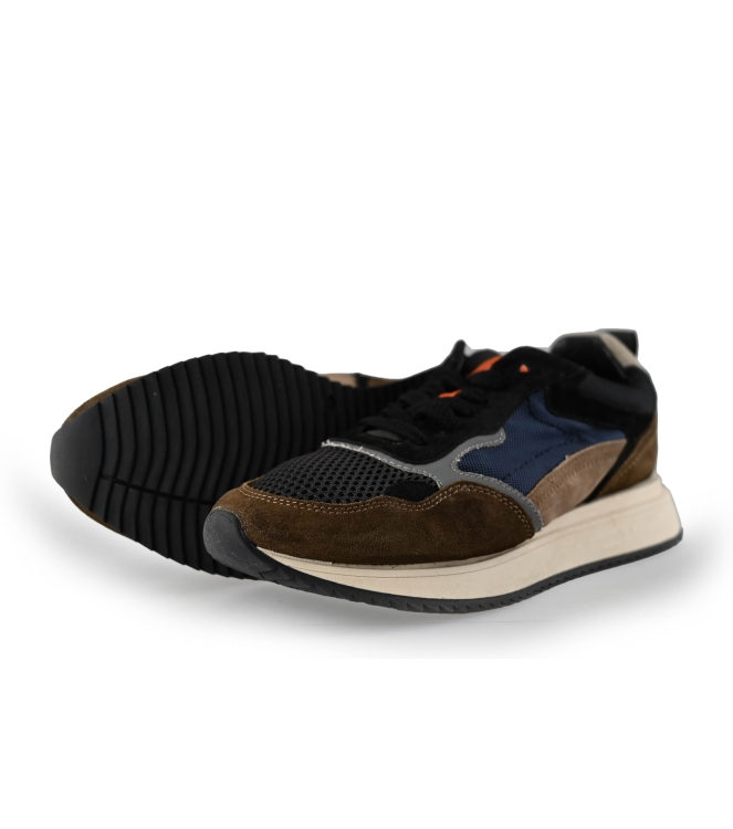Sub55 Sneakers