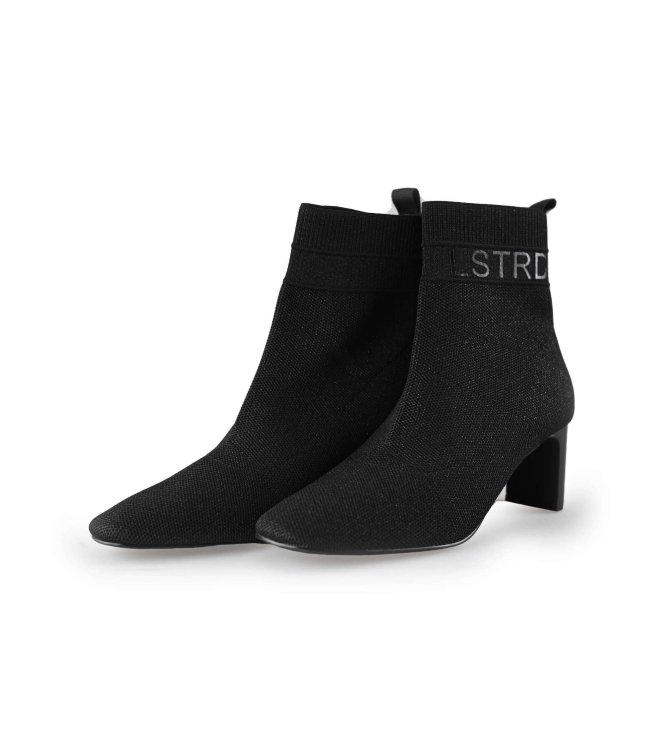 Lastrada Pumps