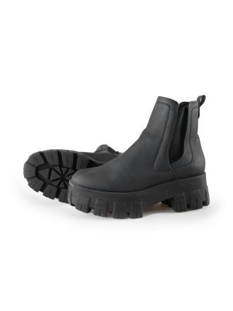 Guess Chelsea boots