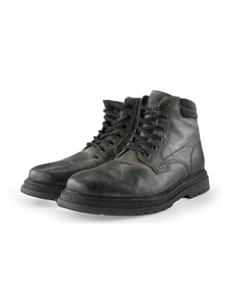 Outfielder Veterboots