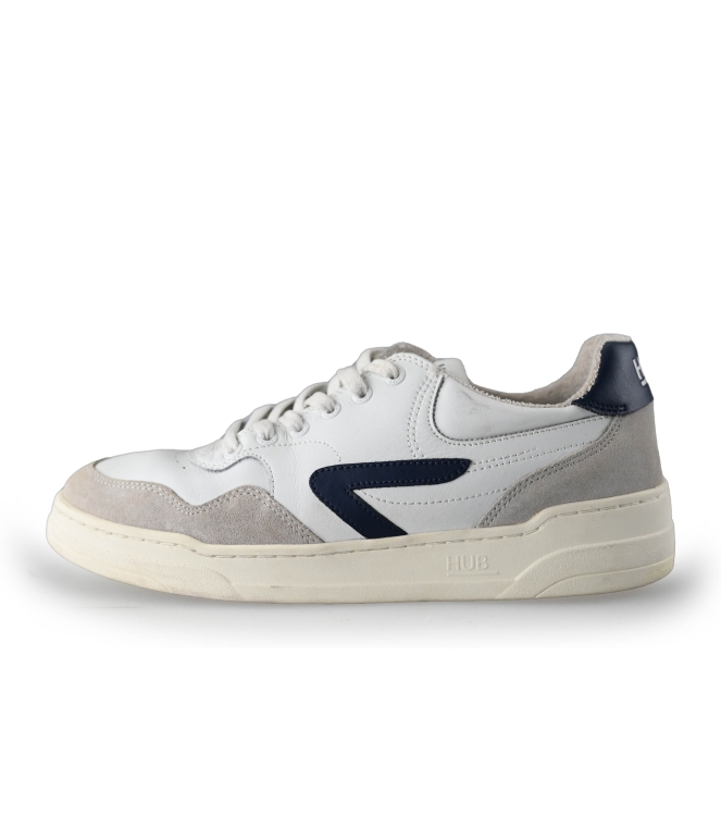 Hub Sneakers