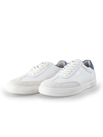AQA Sneakers