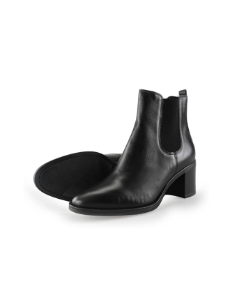 Mano Chelsea boots