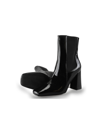Mano Chelsea boots