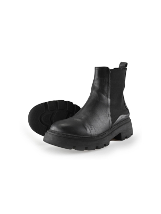 Mano Chelsea boots