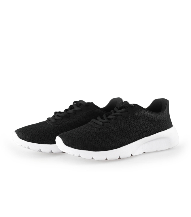 Osaga Sneakers