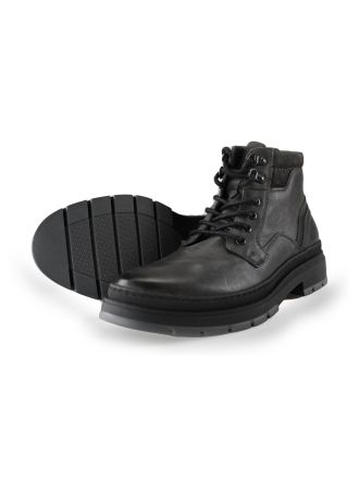 Outfielder Veterboots