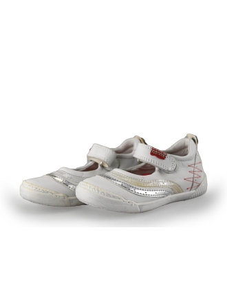 RED_EYE Ballerina's Wit 239923