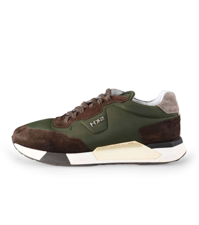 H32 Sneakers