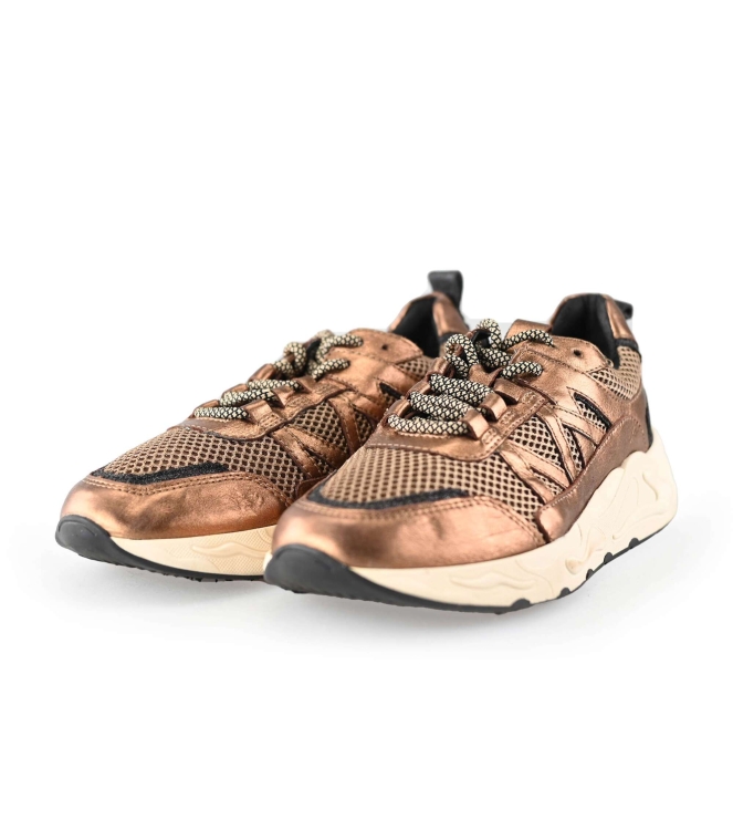 Lina Locchi Sneakers