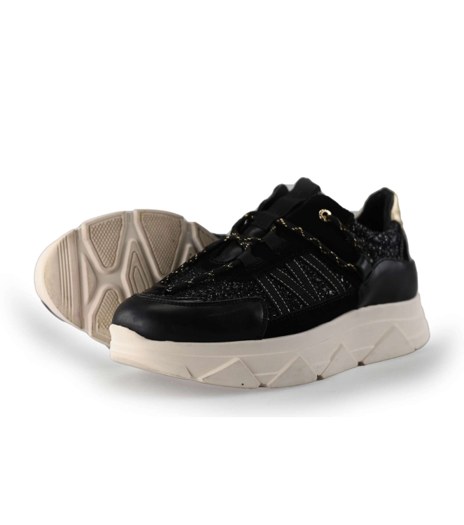 Tango Sneakers