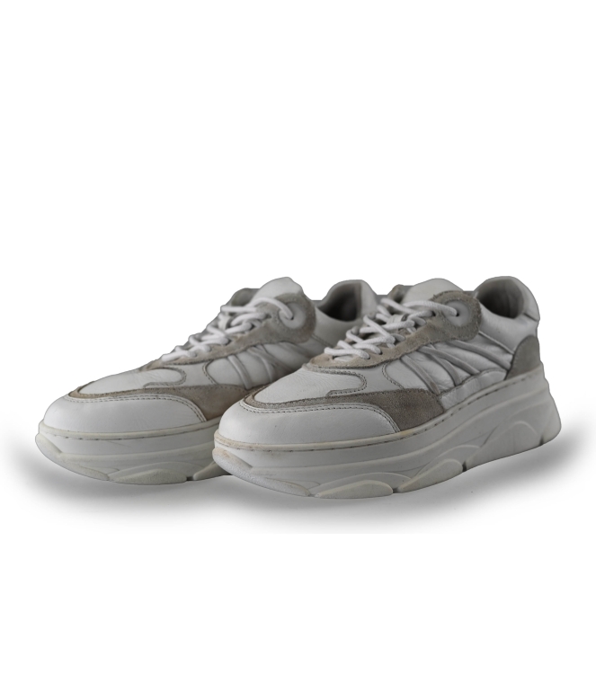 Omoda Sneakers