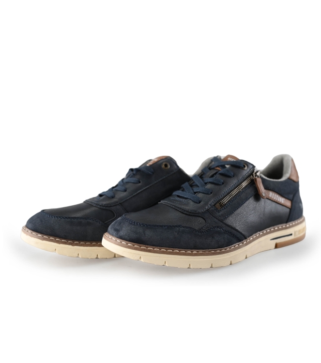 Mustang Sneakers