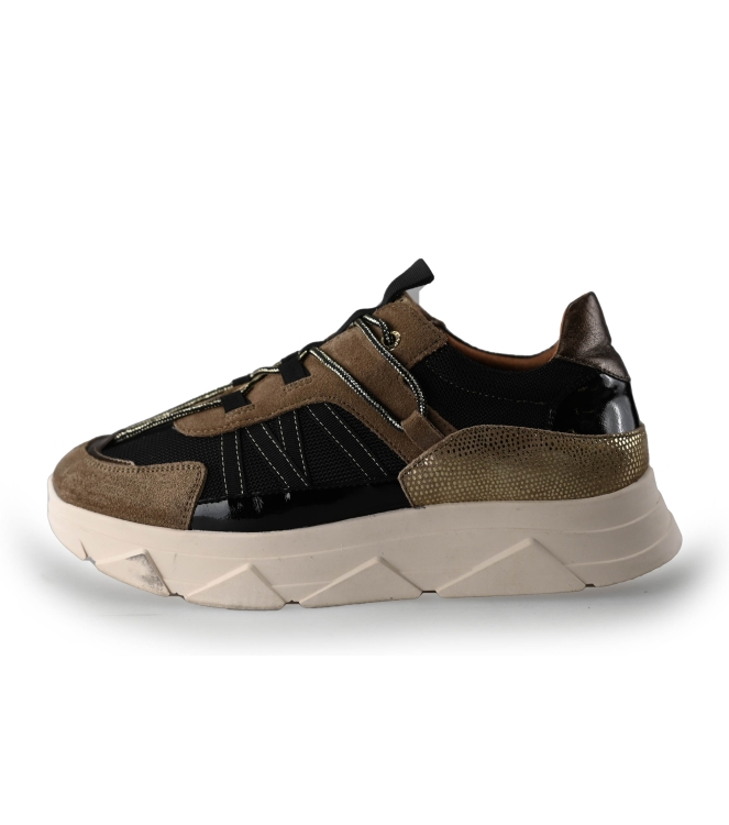 Omoda Sneakers