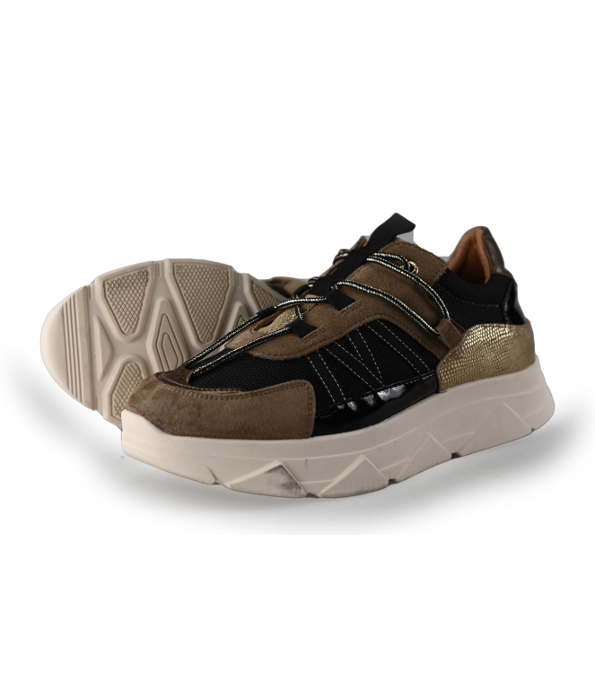 Omoda Sneakers