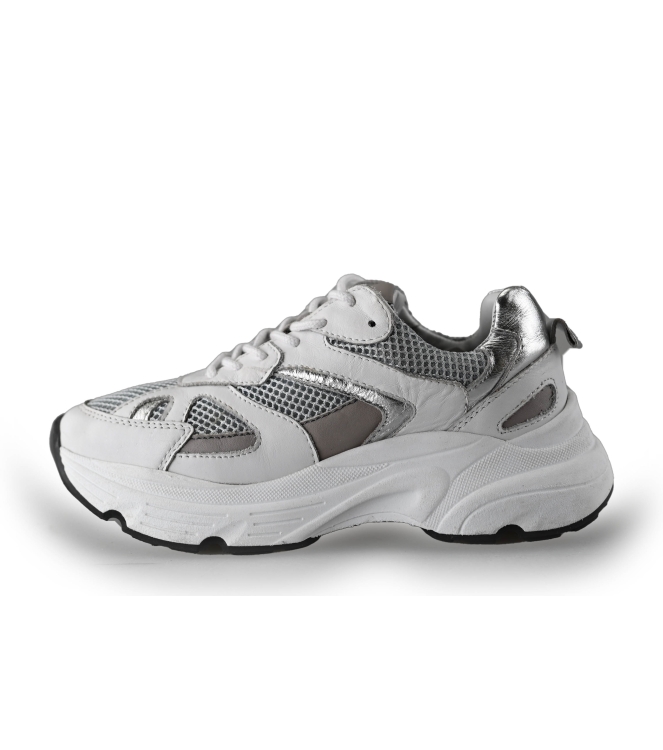 Omoda Sneakers
