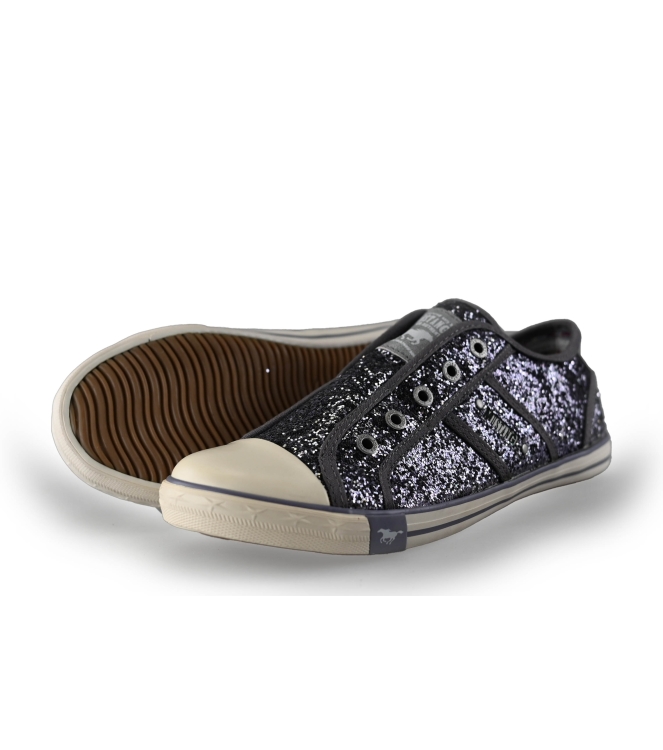 Mustang Sneakers