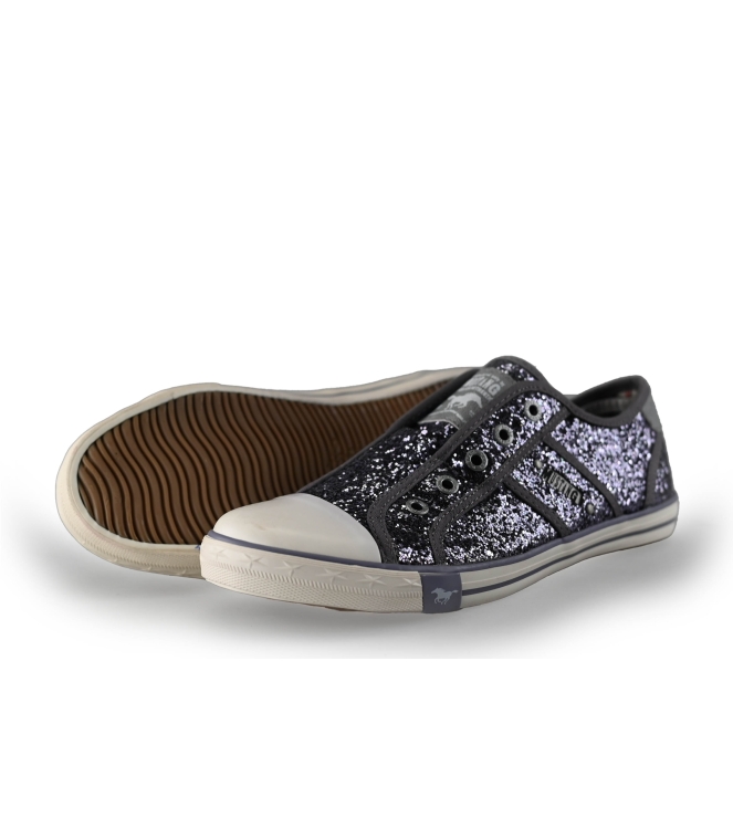 Mustang Sneakers