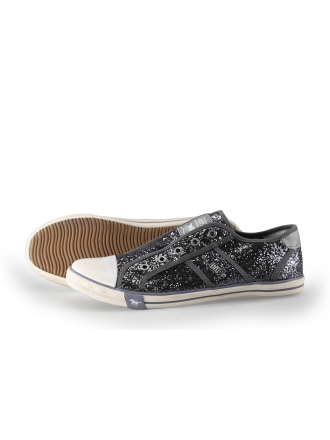 Mustang Sneakers