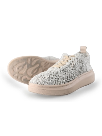 Mustang Sneakers