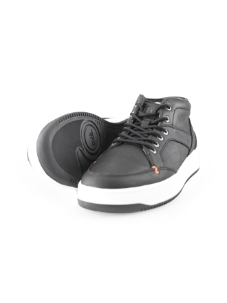 Hub Sneakers