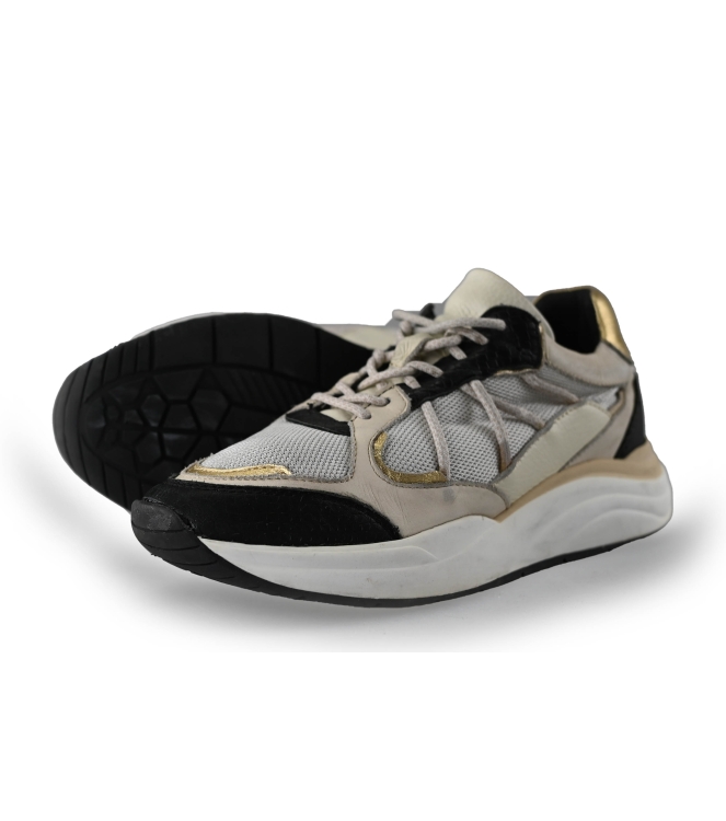 Sub55 Sneakers