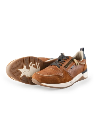 Mustang Sneakers