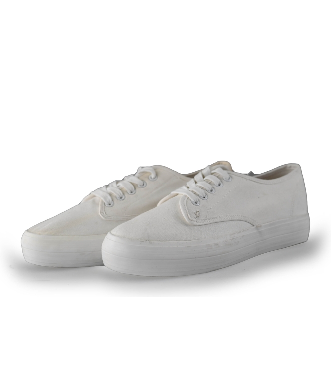 Hobb's Sneakers