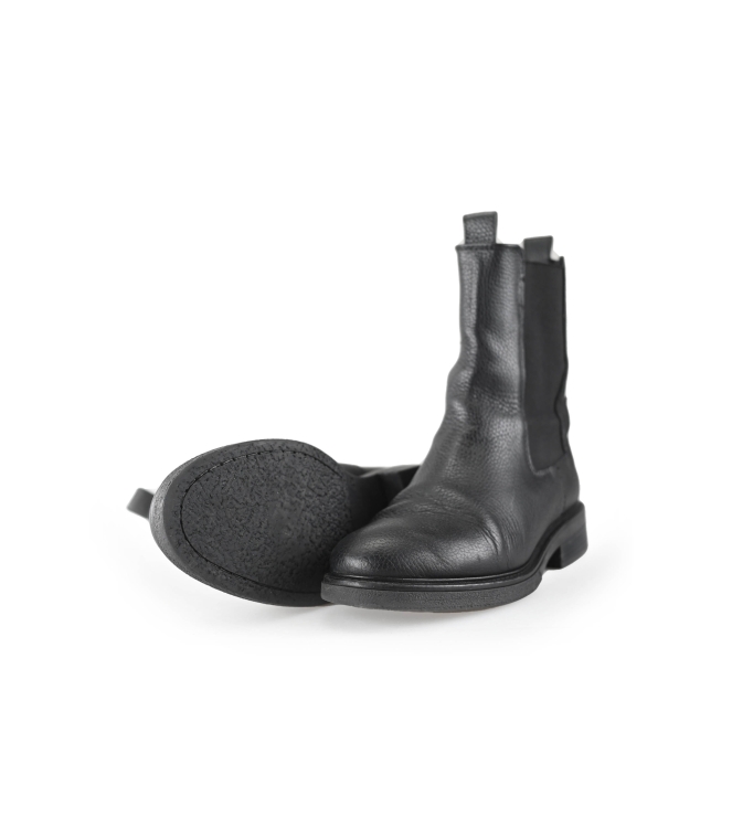 Chelsea boots