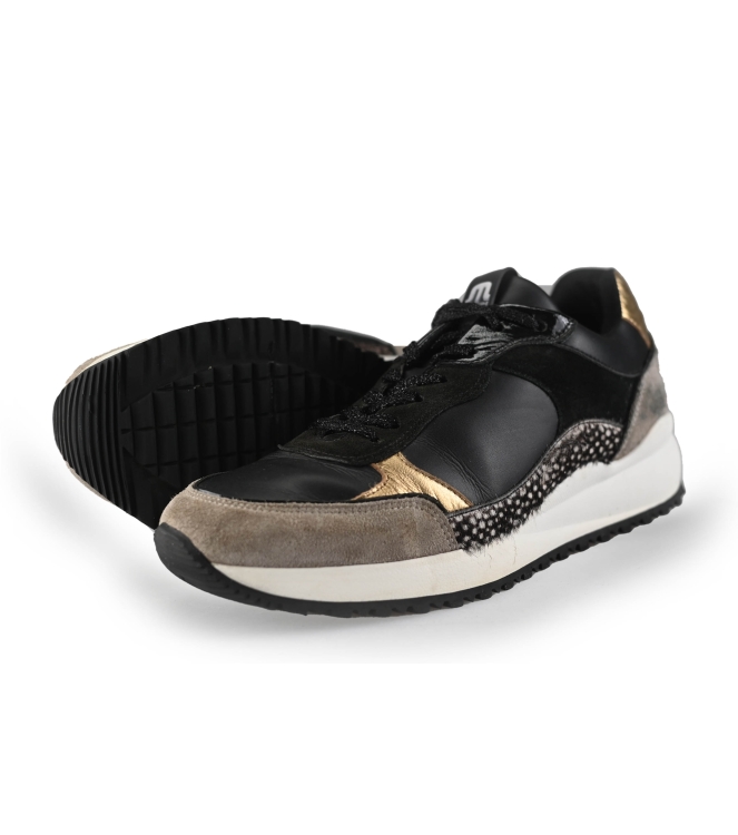 Maruti Sneakers