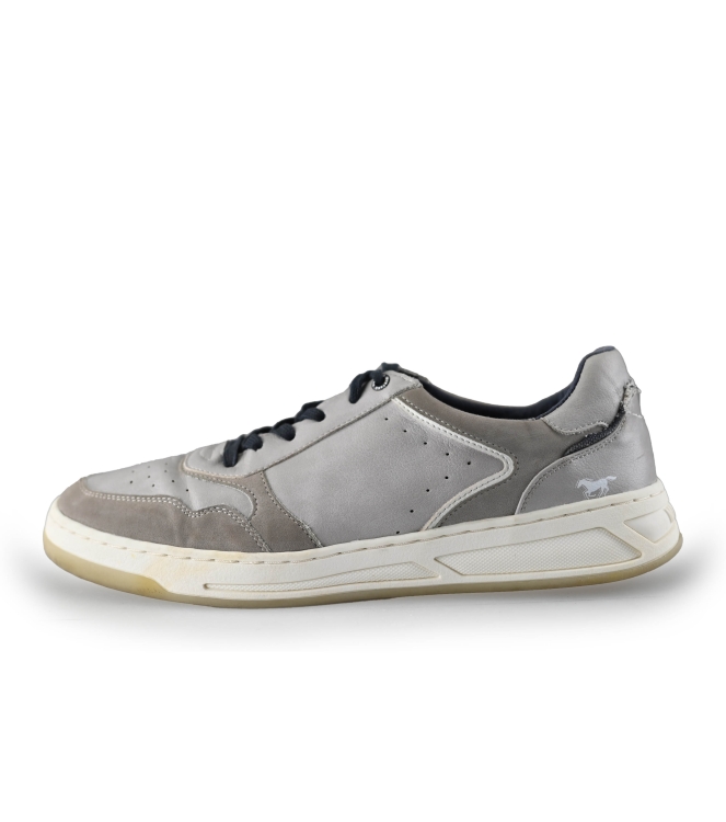 Mustang Sneakers