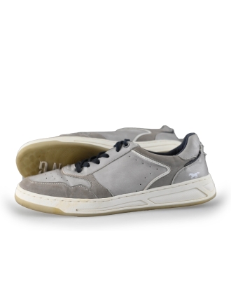 Mustang Sneakers