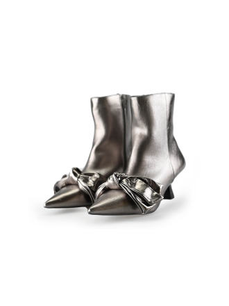 Sacha Pumps