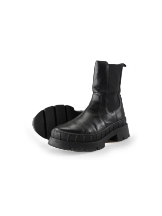 Nelson Chelsea boots