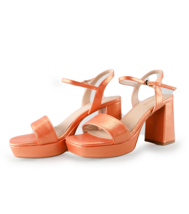 Signatura Sandalen