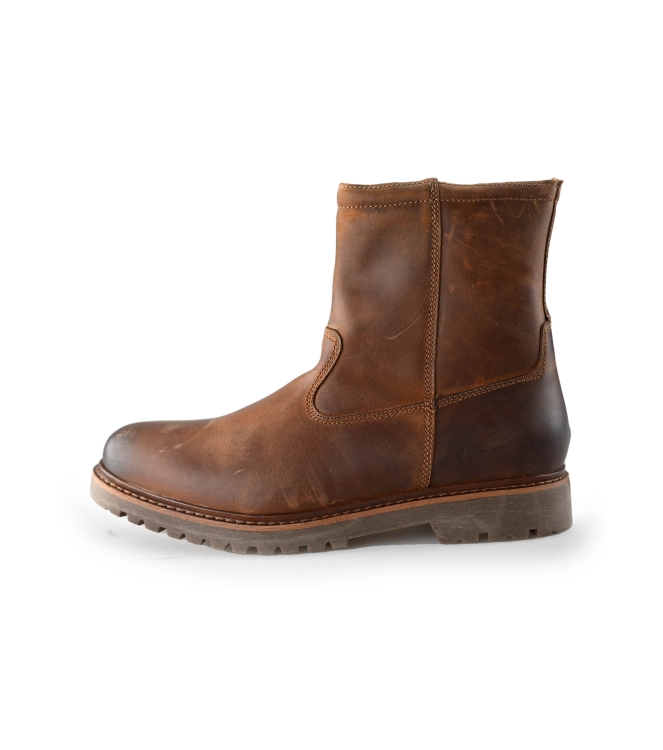 Outfielder Boots