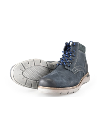 Outfielder Veterboots