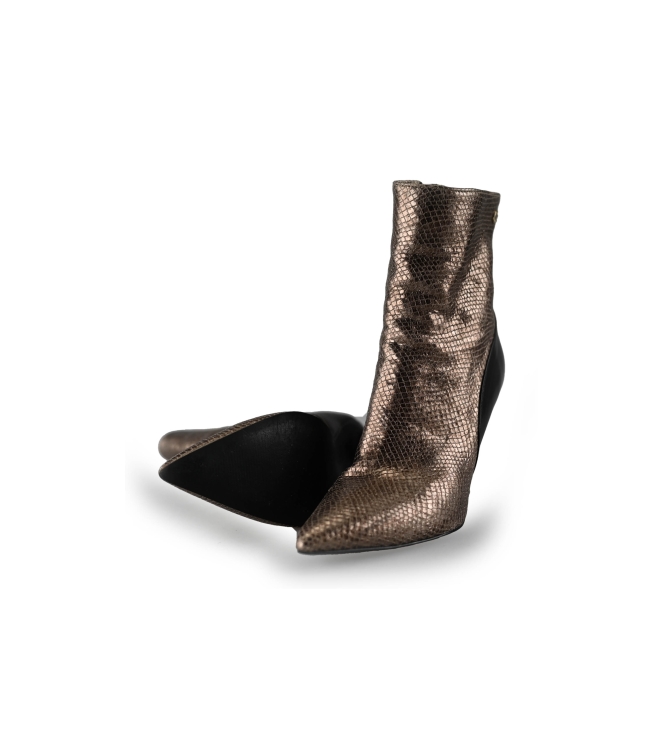 Notre-V Pumps