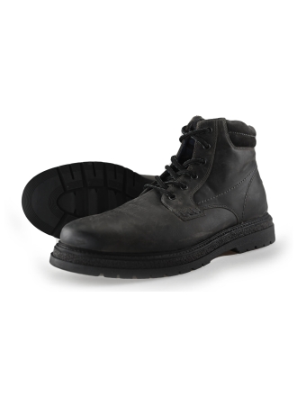 Outfielder Veterboots
